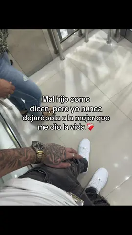 Lo que papi no pudo hacer por ti, yo por ti lo lograré 👏🏻#madre #amordemadre #fyp #diadelasmadres #videoviral 