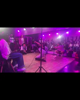 I teach tomorrow at Millenium  at the Nashville location ! Vogue at 5pm  Session at 6pm  Message me to rsvp for class and session #vogue #dance #allstylesbattle #dips #duckwalk 