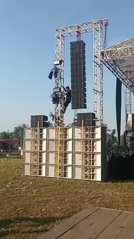 Redy paman karang bayat 24 sub🤟😎 #nandaaudiojember #ngxaudiojember #linggarjatiaudio #trendiing #fypage 