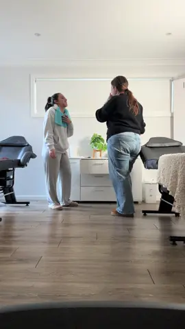 Saturday morning vibes at tHE BEAUTY AESTHETIC ☀️  #fyp #trending #dance #teethwhitening #thebeautyaesthetic 