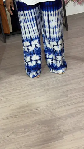#ensemblepantalonfemme #ModeAfricaineModerne #MadeInCI #whatsappuniquement0103679553 