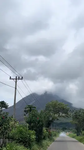 sibuk mardalani dope au🥱#fyppppppppppppppppppppppp #gunungsinabung #brastagi 