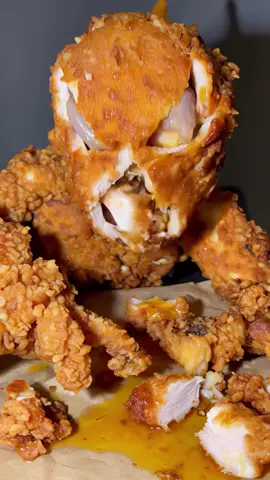 This A.I stuff is creepy/terrifying!!  wtf!? haha  fried chicken eating fried chicken.....wow. #aiart #AI #friedchicken #Creepy #wtf 