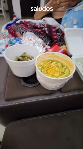 bendiciones #familia @Angie tzul @Rafael Pacheco 🐥⚔️ 