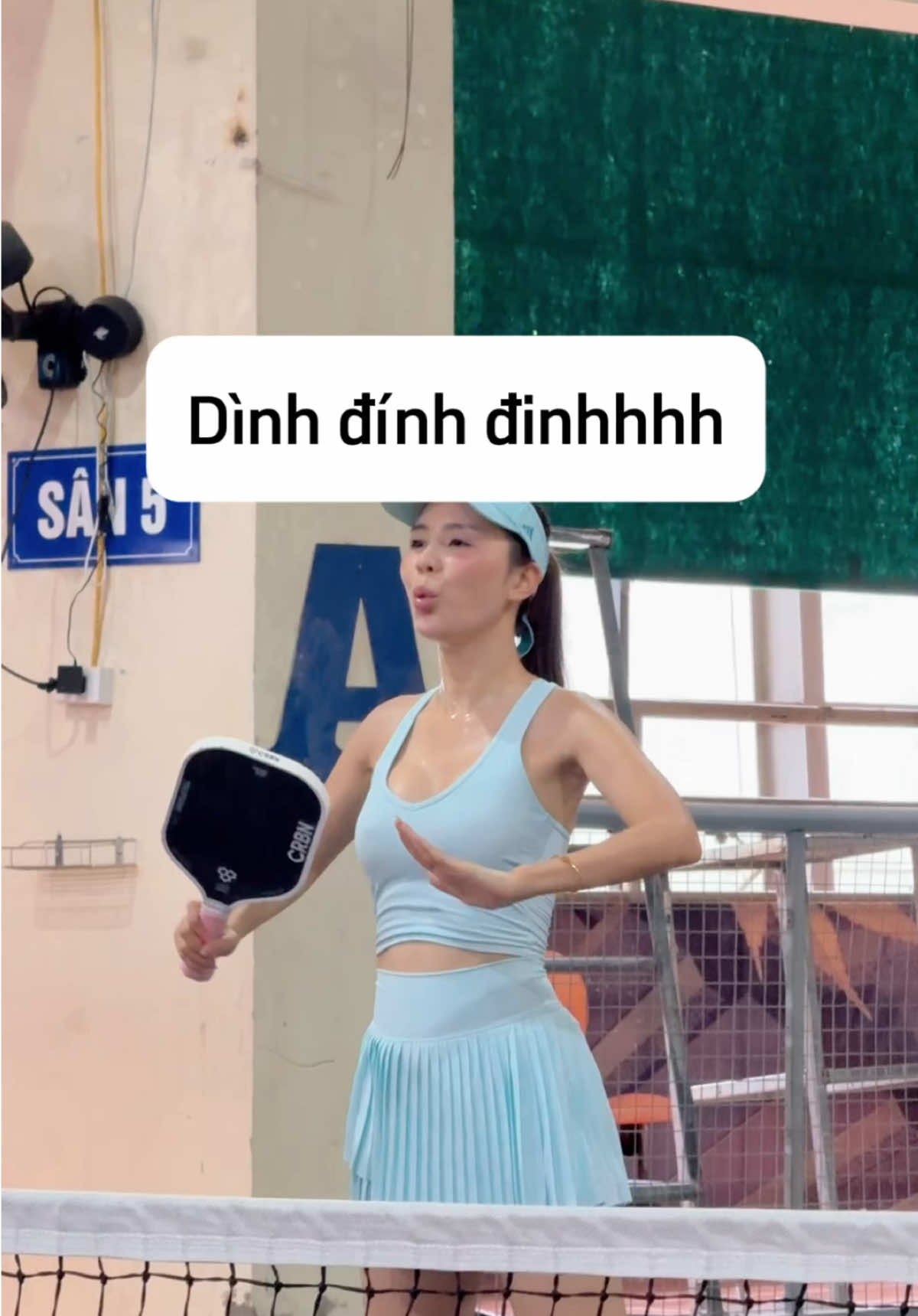 Tập 20' quả đình đính đinh này đảm bảo về đau gối 😆. Mấy bà chú ý tay mềm mại vào nhá. Nhìn bóng đoán vị trí sớm để vào chỗ trả bóng nhá #thuyduongbleu #dink #Pickleball #newbie #Pickleballvietnam 