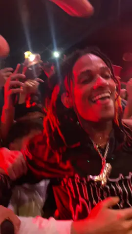 show do @Brandao085 em São Paulo. ISSO É TRAP!  #brandão #issoetrap #30praum #trap #hiphop 