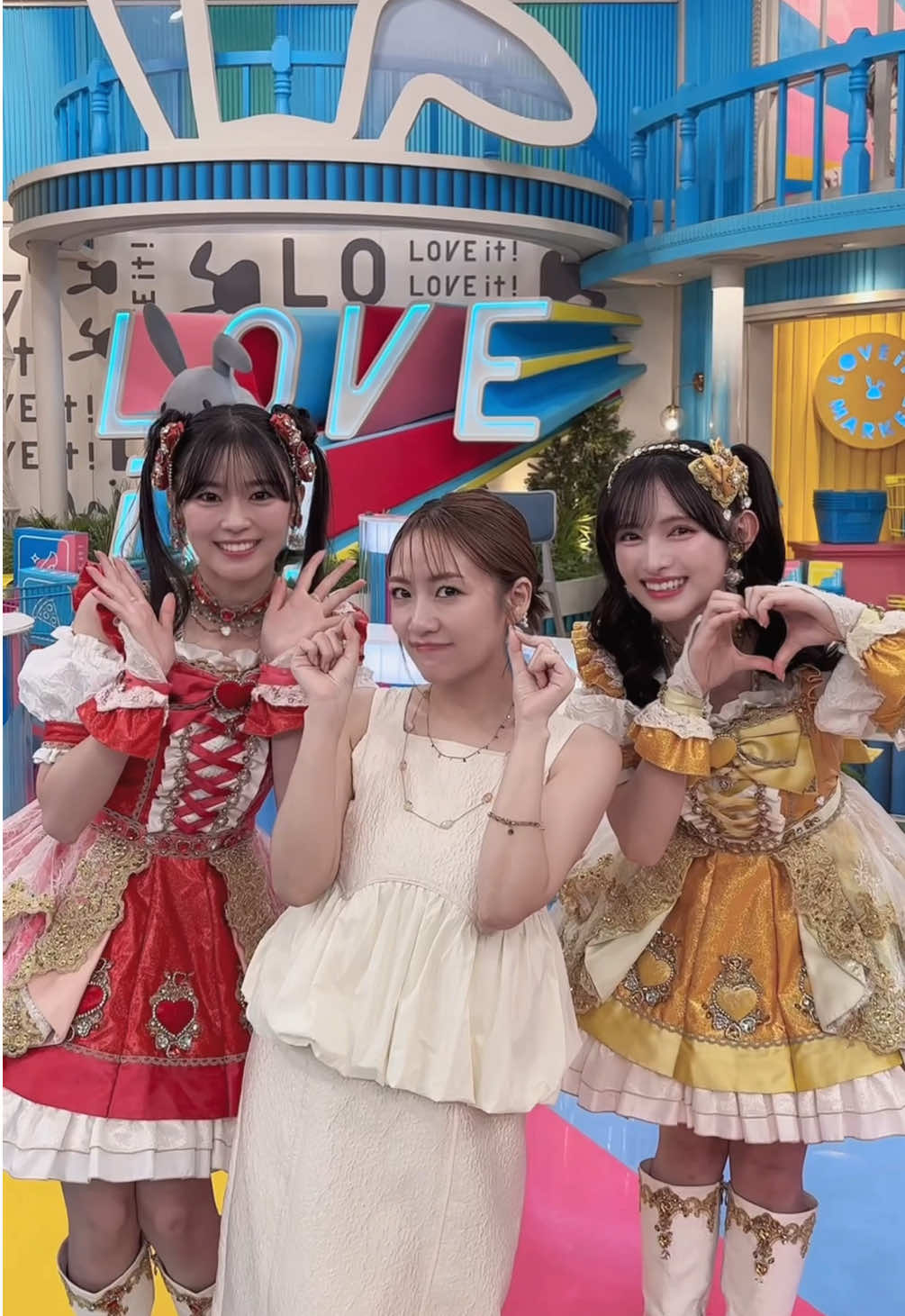 【ラヴィット!終わりに🐰💗】 #坂井仁香 さん・#菅田愛貴 さんと 我らが応援総団長で#Oh_my_pumpkin 🎃 みなさんありがとうございました🪄︎︎◝✩ #高橋みなみ さん #超とき宣 さん@超ときめき♡宣伝部 