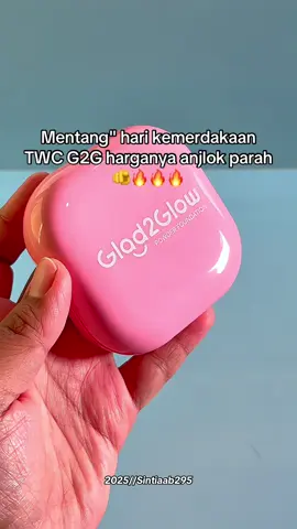Glad2Glow Pefect Blurring Powder Foundation #glad2glow #foundation #twowaycake #powderfoundationglad2glow #bedakglad2glow 