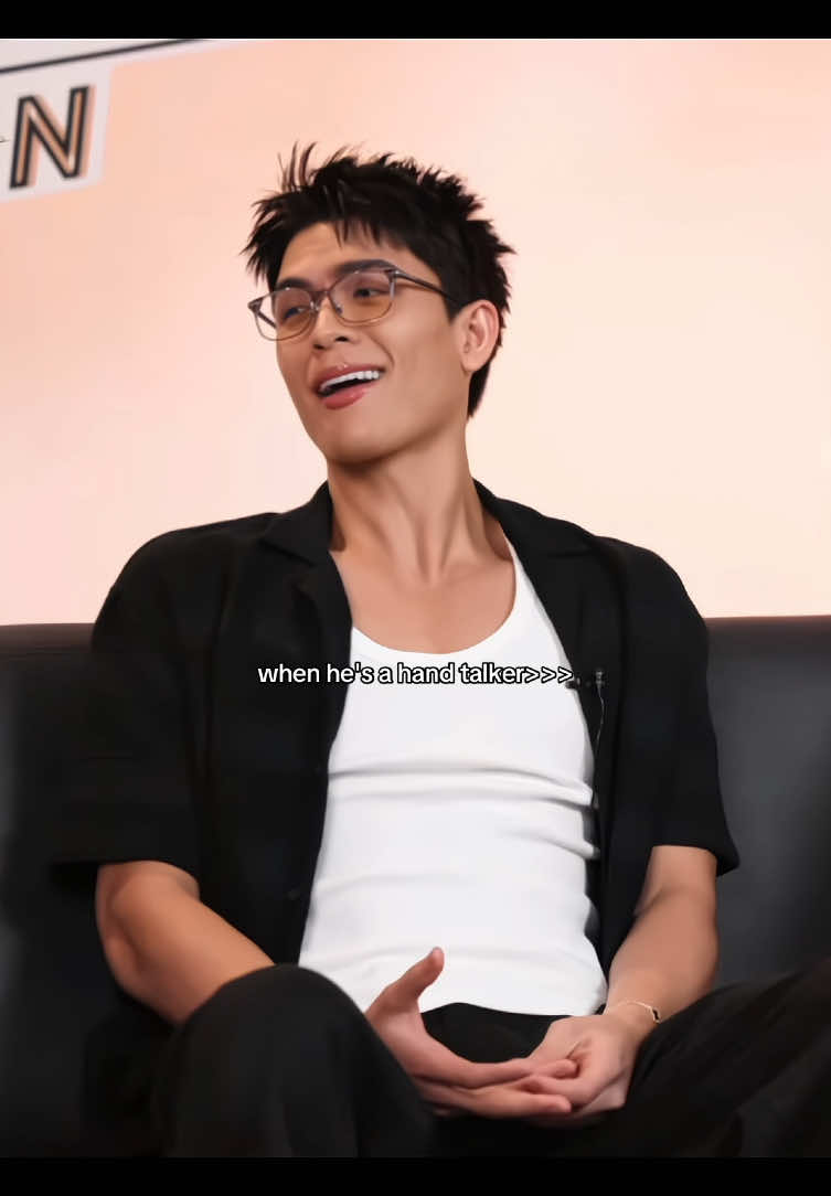 i would listen to his yapping everyday🤸🏻‍♀️ #josswayarsangngern #josswayaredit #josswayar #jossgawin @Joss Way-Ar 