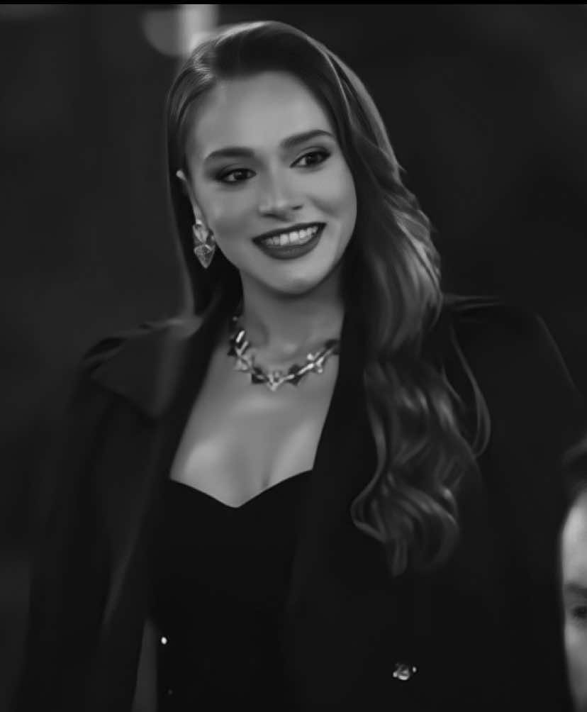 واالعب على اعصاابي #hudutsuzsevda #miraydaner 