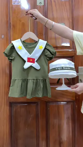 Seta thuỷ thủ cờ đỏ sao vàng cho bé #tiemmeken #vaychobe #vaythuythuchobe #bovietnamchobe #setvietnam🇻🇳 