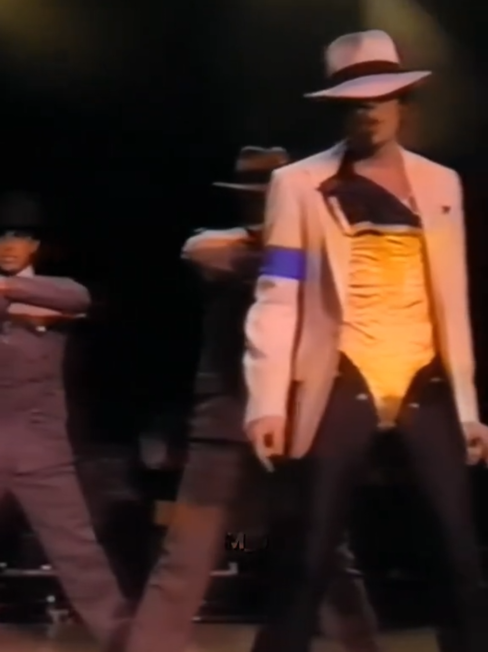 Michael Jackson - Smooth Criminal Live Bremen, Germany August 8th, 1992 🇩🇪 ( Dangerous Tour ) ( 4k ) #michaeljackson #kingofpop #smoothcriminal #moonwalker #mj #mjcrew #mjinnocent #bremen #germany #dangeroustour #1992 #80smusic #90s #dance #4k #fy #fyp #foryourpage #viral #viralvideo #xyzcba 