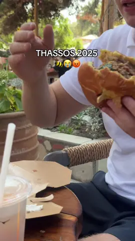 plin de viespi aici 😤😡 #viespi #thassos #foryou #viral #fy 