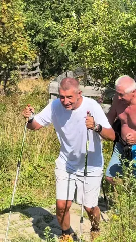 Po devíti letech jsem vyšlápl Lysou horu 😎 Byla to pořádná makačka, ale stálo to za to! Děkuju všem, kteří se přidali 😊