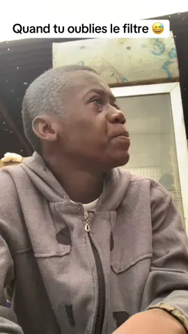 Quand tu oublies le filtre 😅#rires😂 #pourtoii @🦸Mohaze de l'AES🇧🇫🇳🇪🇨🇬 