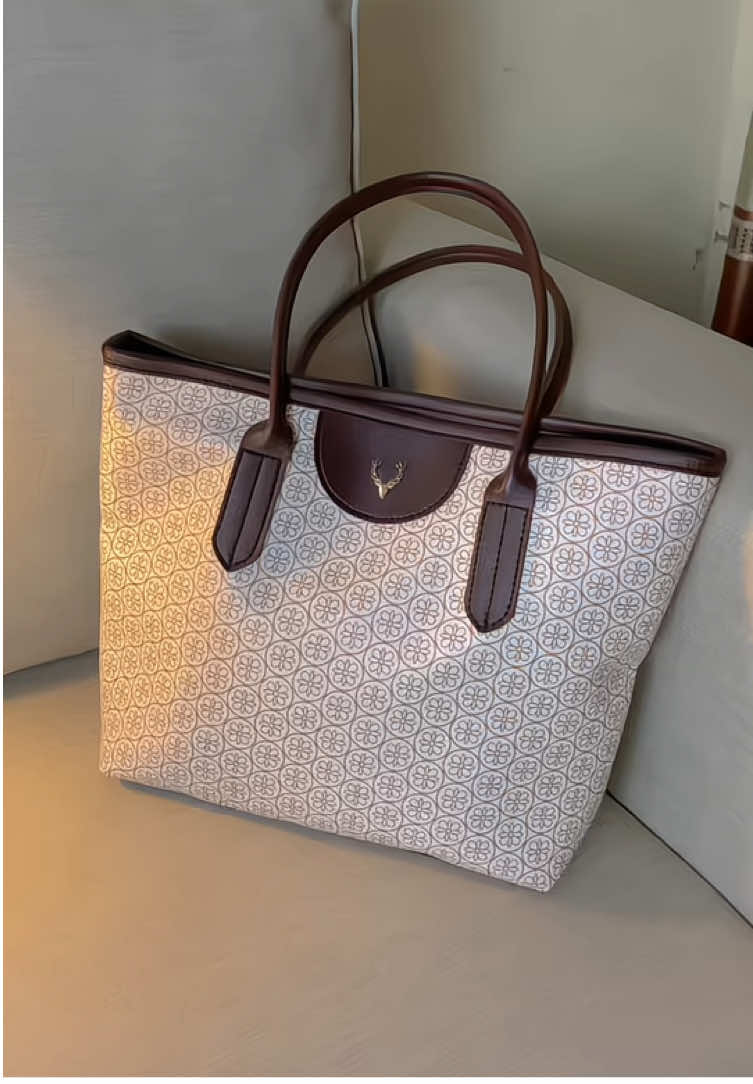 Tas selempang wanita
