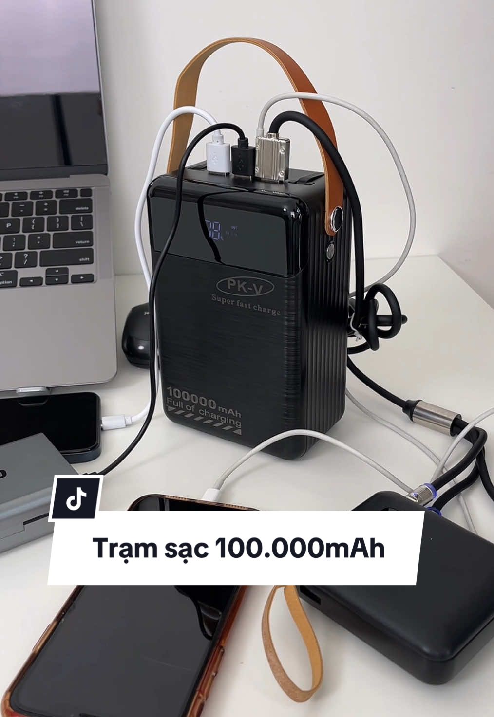 Trạm sạc dung lượng khủng 100.000mAh, phù hợp mang đi chơi xa, cắm trại gia đình #sacduphong #sacduphong100000mah  #review #xuhuong #viral 
