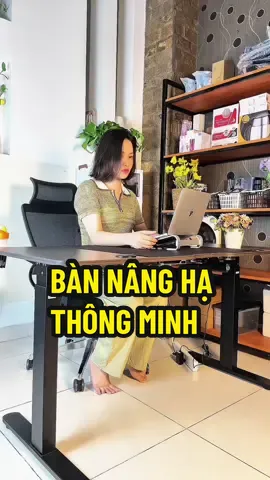 Bàn nâng hạ chiều cao thông minh , linh hoạt ngồi đứng làm việc thoải mái , bàn chắc chắn và dày dặn , rộn rãi 