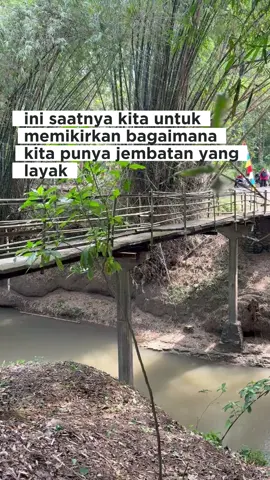 Melakukan survei lapangan di kawasan jembatan untuk memastikan kondisi infrastruktur dan mendengarkan aspirasi masyarakat secara langsung. Pemerintah Kabupaten Kulon Progo berkomitmen menghadirkan pembangunan yang merata, aman, dan bermanfaat bagi masyarakat. Langkah nyata menuju Kulon Progo yang semakin maju,sejahtera dan harapan kemudahan hidup warga. Dari Kulon Progo, untuk kesejahteraan bersama. Langkah ini menjadi bagian dari upaya Pemerintah Kabupaten Kulon Progo dalam memberikan pelayanan terbaik dan meningkatkan konektivitas wilayah demi kesejahteraan masyarakat. Setiap jembatan bukan sekadar bangunan, tapi penghubung harapan warga.  memastikan pembangunan berjalan untuk memudahkan akses dan meningkatkan kualitas hidup masyarakat. Kulon Progo melangkah maju, bersama rakyat, untuk rakyat. #jembatan #infrastruktur #bupatikulonprogo #agungsetyawan #kulonprogo  