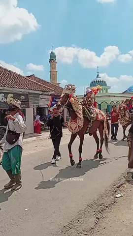 Kuda Renggong Inul Paris  #fypforyoupage #kangyayanchannel #dancinghorse #fypppppppppppppppppppppp #kudasumedang 