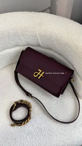 Fav maroon bag warnanya cakep banget 🫶🏻❤️ #taswanita #jimshoney #shoulderbag #slingbag #maroonbag 