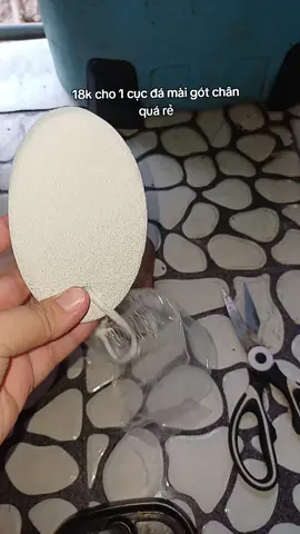 Cái này phải siêng xài quài nha mấy bà chứ kh phải chà 1,2lần r hết lun âu 🤣