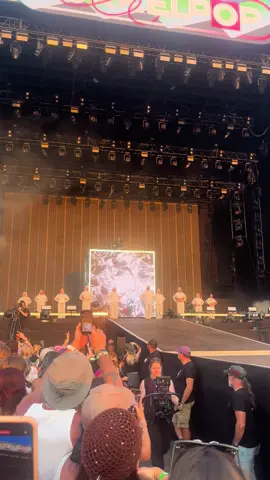 Oscar and the Wolf ~ Shell 🐺 @Oscar and the Wolf @Vinny Boskat @Joppe Vanwetswinkel @Claudio Arduini  #oscarandthewolf #oatw #shell #pukkelpop #pkp 