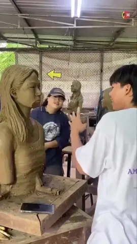 Clay Statue Punch Hard