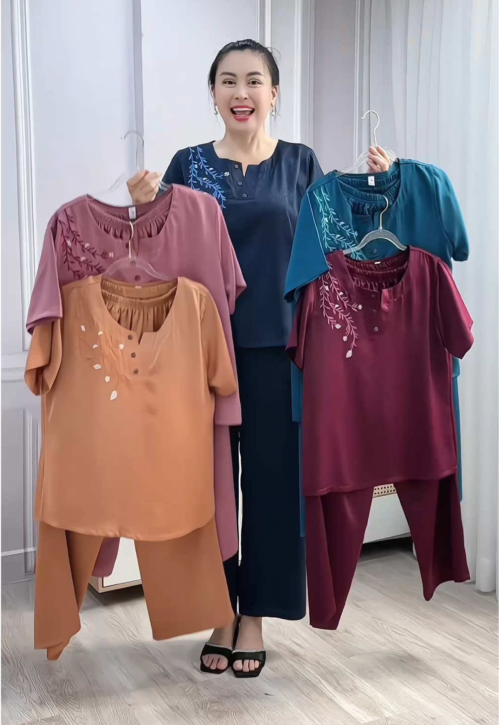 Chất vải cao cấp – không nhăn, không nóng. Mẫu mới về liên tục – size đầy đủ cho mẹ chọn#guchiguem #dobotrungnien #dobotrungnien #phaidepngaynay #dobomacnha 