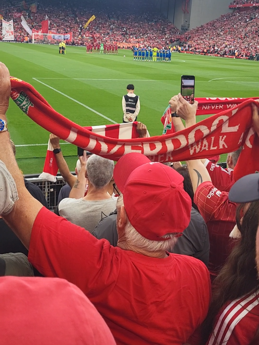 a fine rendition of You'll Never Walk Alone for the opening hame of the season vs Bournemouth #ynwa #lfc #anfield 
