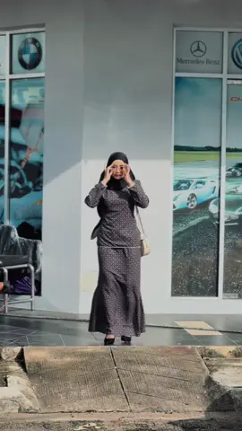 lupa ada anak kt blakang 