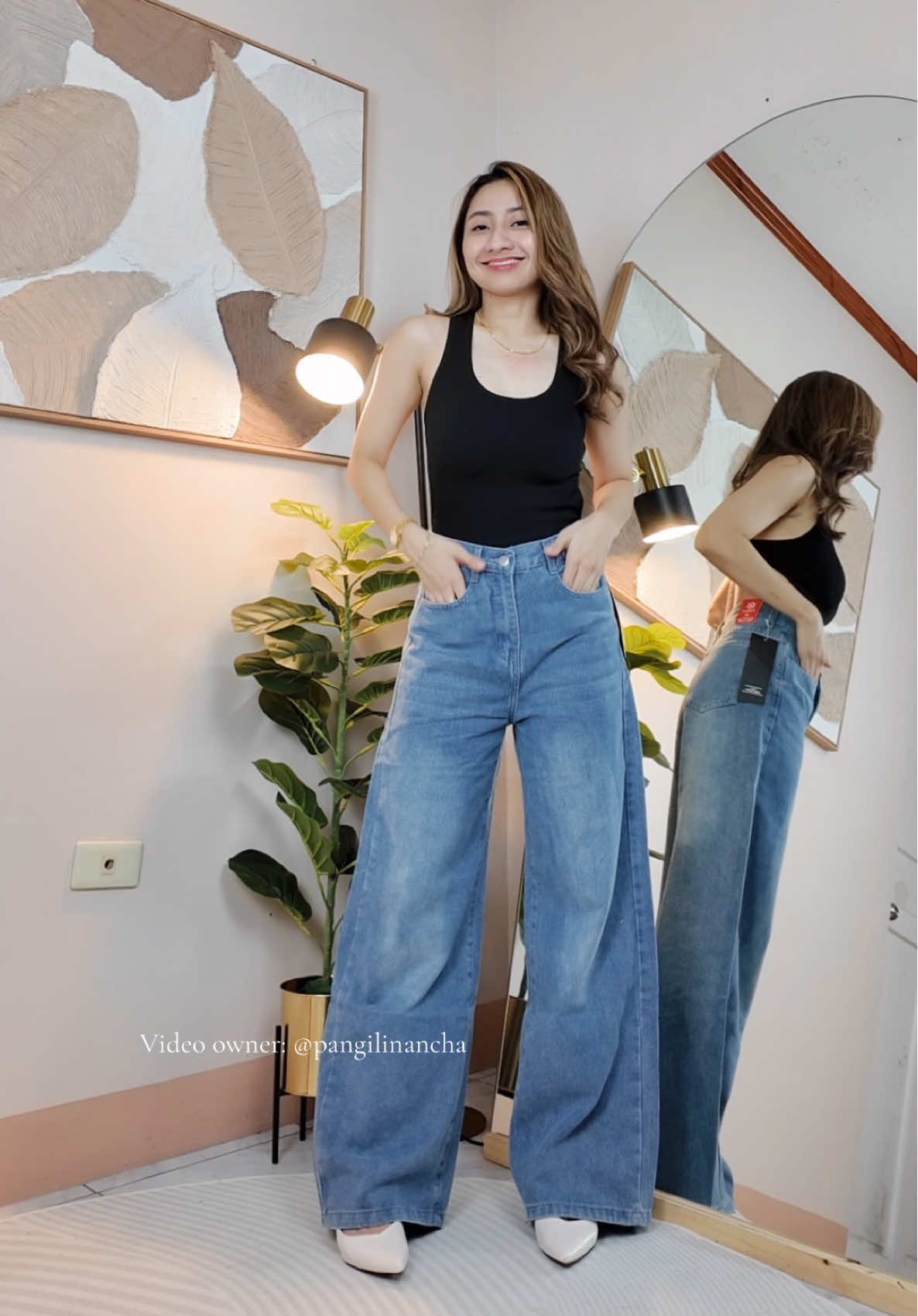 Baggy jeans! #tiktokshopootd #baggyjeans #baggypants #tiktokshopwomensfashion #widelegjeans 