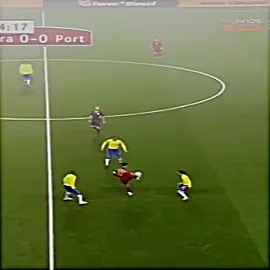 عندما قرر رونالدو البرازيل حصه تدريبه #رونالدو #البرتغال🇵🇹 #البرازيل🇧🇷#كره القدم عشق لاينتهي✖️🤍🖤