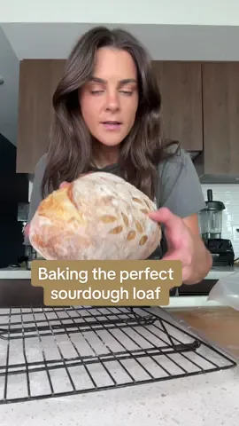 Baking the perfect sourdough loaf 🍞 this recipe is successful every single time I swear. #sourdough #sourdoughrecipe #bread #breadrecipe #beldoesstuff 
