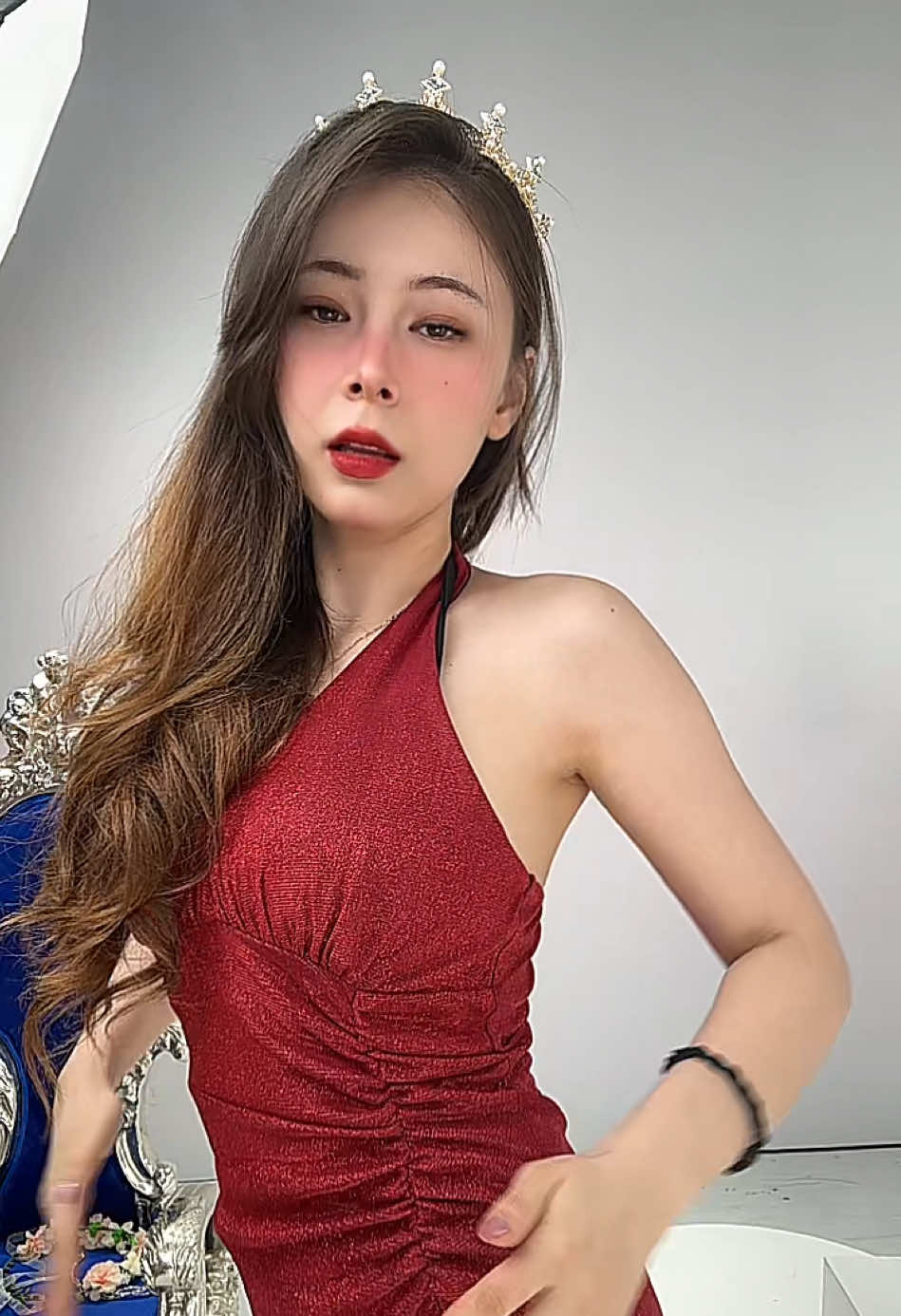 Come and dance with me.💃🏻#tiktok #fyp #dance #beautiful #queen 