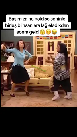 Tağ zamanı qızlar😂#görüb_keçmə_bəyən❤ #keşfetteyizzz #viraltiktok #greenscreen #CapCut 