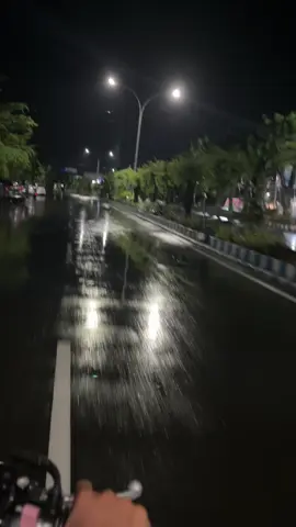 🌧️#hujan #bengkulu #foryou #fyp 