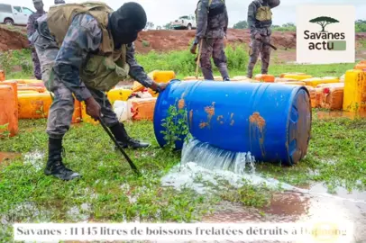 🚨 Lutte contre les boissons frelatées dans les Savanes Le gouverneur de la région, Affoh Atcha-Dédji, a ordonné la destruction de 11 145 litres de 