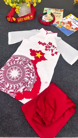 Áo dài bản đồ Việt Nam ý nghĩa cho bé 🇻🇳🇻🇳🇻🇳… áo dài cờ đỏ sao vàng, áo dài truyền thống, áo dài Tết, áo dài màu đỏ, áo dài mùng 2 tháng 9, áo dài Quốc Khánh. #xuhuong #videoviral #aodaicodosaovang #vietnamtoiyeu 