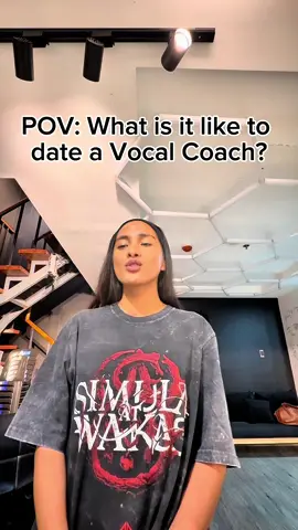Hello, and welcome back to our latest adventure in “What It’s Like to Date a Vocal Coach”! This week, we’re taking on the classic, “Araw-Gabi,” and let me tell you, it’s a journey. My biggest struggle?  Overthinking and fighting old muscle memory. It’s tough when your brain and your body are on completely different pages! If you’re dealing with the same thing, don’t worry—you’re not alone! It just means we need to practice more. The most important lesson I learned today is to truly LISTEN. Intonation is so much more than hitting the right note; it’s about telling a story, just as the amazing songwriter intended. (And Mr. C, if you ever see this, you are my absolute idol! It’s my dream to sing with you someday! 🥰) P.S. To my boyfriend and coach, @thepoptenorhost : We did not fight after this. He just remembered I was his girlfriend, said sorry for being strict, and reminded me he’s just doing his job. 😏 Ahem, right, Johann?😳  #SheenaLee #FilipinoArtist #VocalCoaching #VocalCoachingManila #MagnifyMNL     