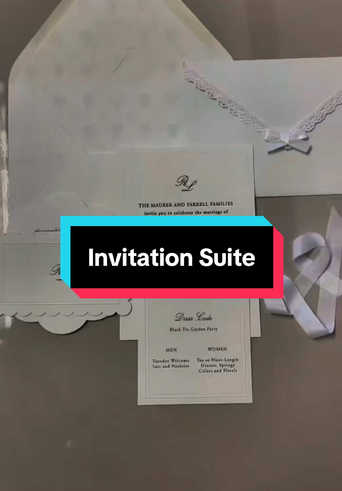 We LOVE our printed items. Check out this invitation suite that was packed full of the littlest most prettiest intricate details 😍