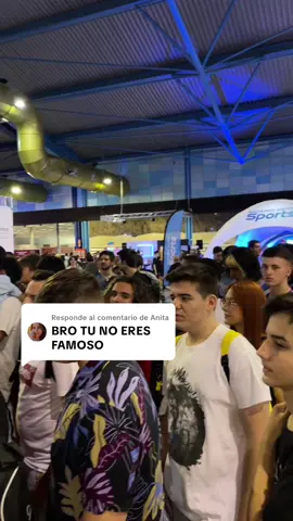 Respuesta a @Anita no seré famoso, pero soy más conocido que tú 