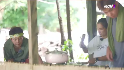 đứt tay mà còn cỡ đó không không biết cỡ nào nữa. kkk#aiphuong #xuhuongtiktok #fyd 