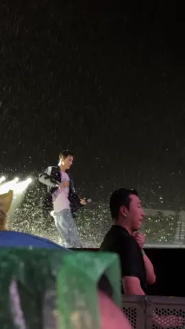 เมื่อฝนตกหนักแล้วมือลื่นไปโดนโหมดสโลว  #JENO #NCTDREAM #THEDREAMSHOW4  #NCTDREAM_THEDREAMSHOW4_DREAMTHEFUTURE #TDS4INBKK