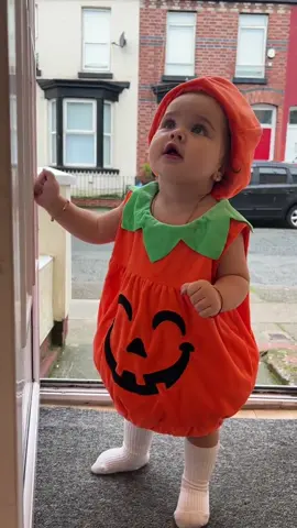 When you're at mom's pumpkin!! 🎃❤️ #america #americanbabe #kidstiktok 