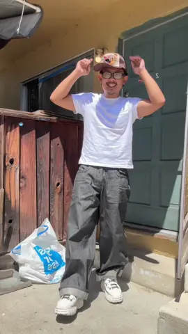 that dam upturned brim. #fashion #fashioninspo #outfitinspo #outfit #yuremane