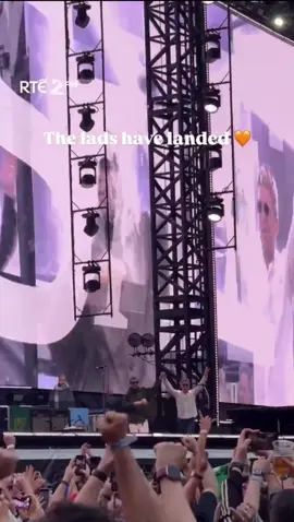 Dublin vibes in the area. 🎥 therealnoelyg#oasis #upinthesite #OasisLive25 #noelgallagher #liamgallagher 