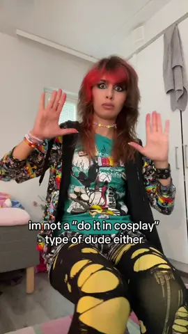 doing this trend while being asexual i feel like The dude nobody invited #deltarunecosplay #deltarunetenna  #deltarune #mranttenna  