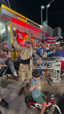 Sonríe que endeudado estamos todos 😂 #Oeoe 