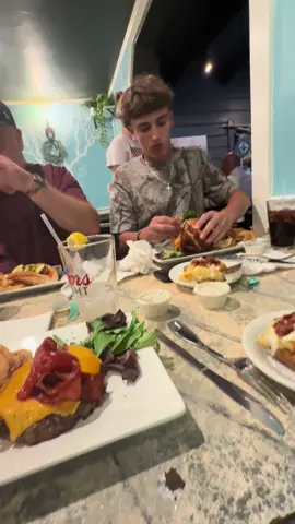 The waiter took their food mid bite; my husband was ready to just eat his ketchup - he didn’t know what was happening 😂 #fyp #husband #son #dinner #prank @𝓜𝓪𝓽𝓽𝓱𝓮𝔀 @Ari🌺 